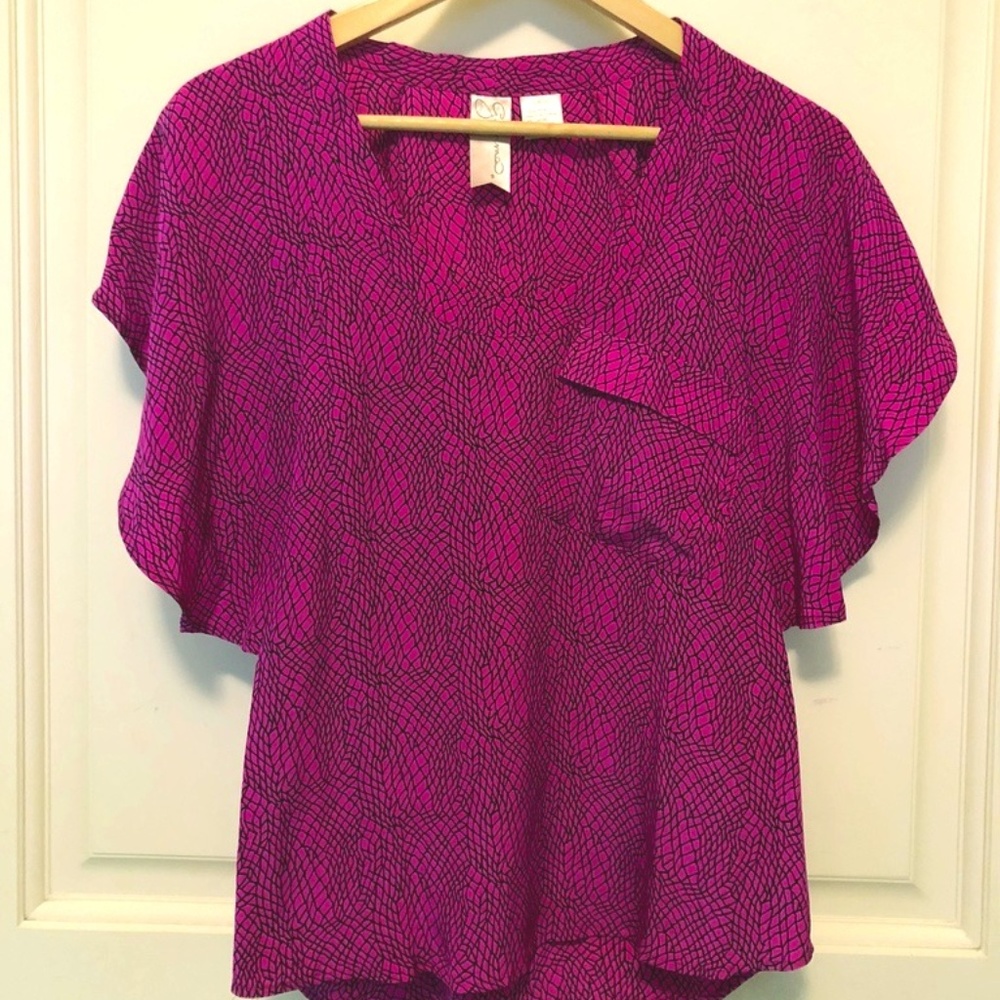 Blouse with Flowing Arms